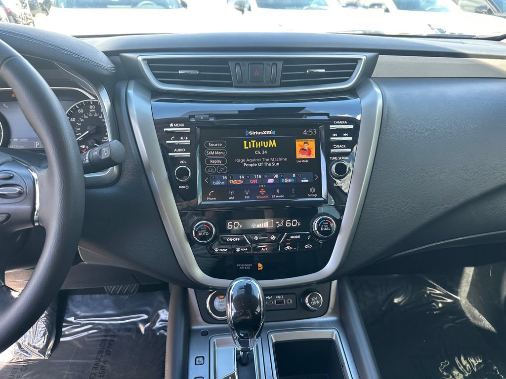 Used 2024 Nissan Murano SV FWD image 23