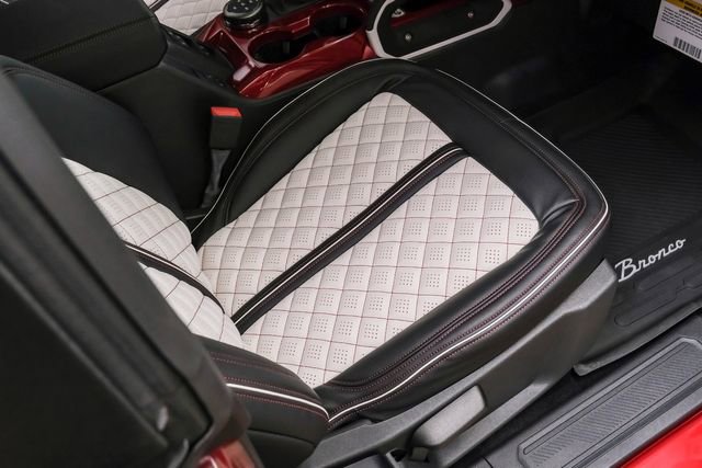 Used 2025 Ford Bronco Heritage Edition image 74