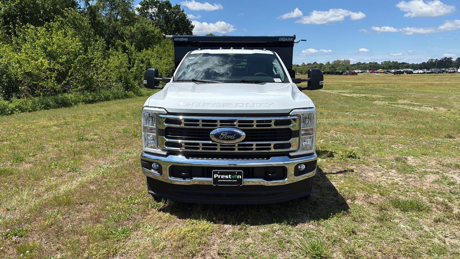 New 2026 Ford F350 XL w/ XL Chrome Package AWD/4WD image 8