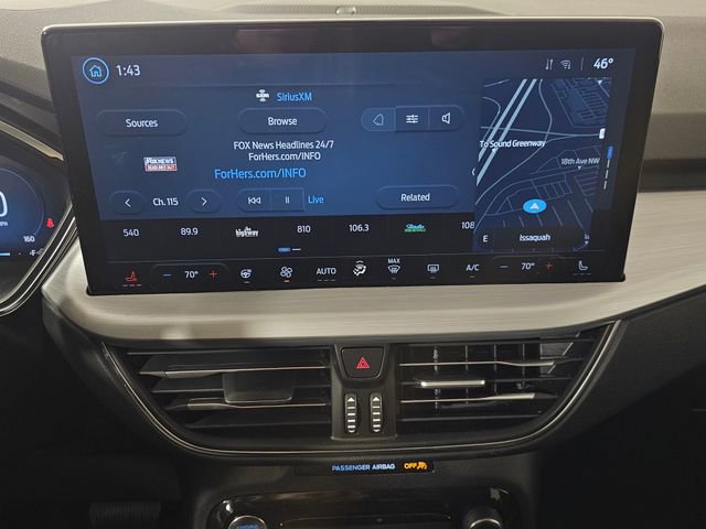 Used 2024 Ford Escape SE w/ PHEV Premium Package image 30