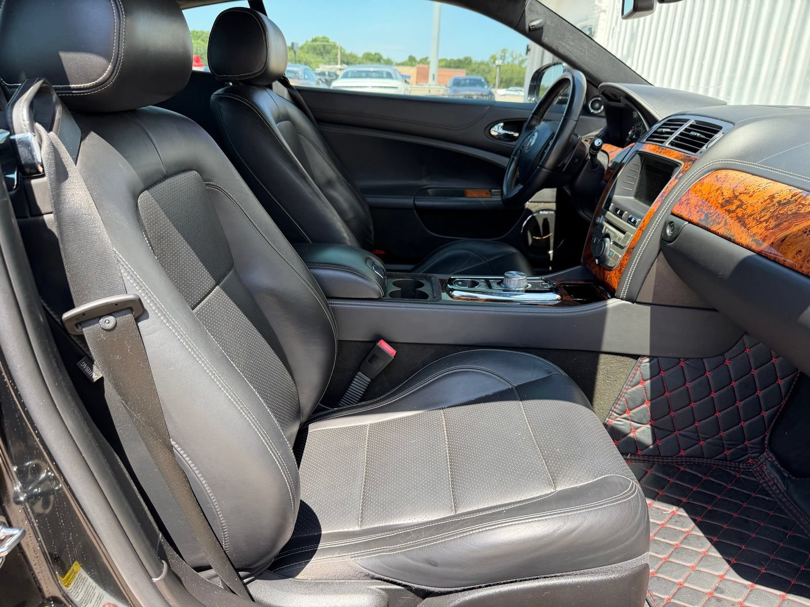 Used 2011 Jaguar XK Coupe RWD image 22