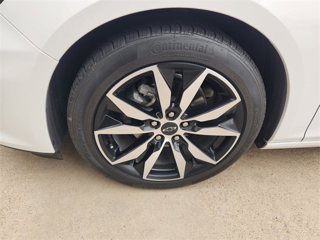 Used 2023 Chevrolet Malibu RS w/ LPO, Floor Liner Package FWD image 8