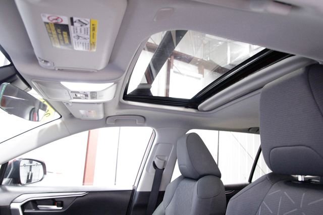 Used 2024 Toyota RAV4 XLE image 32