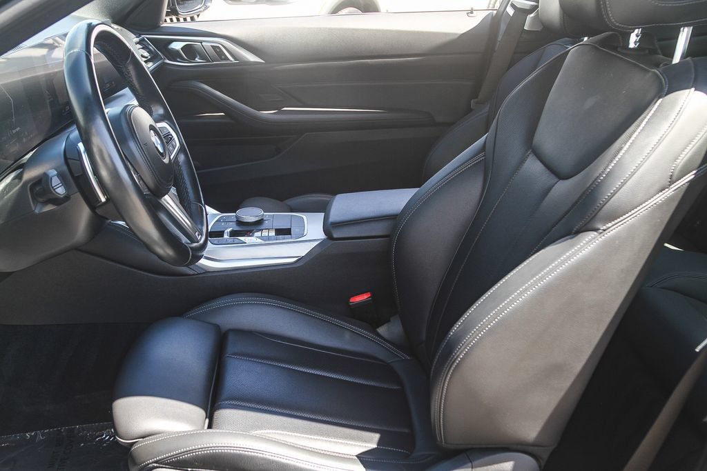 Used 2024 BMW 430i Coupe w/ M Sport Package RWD image 10