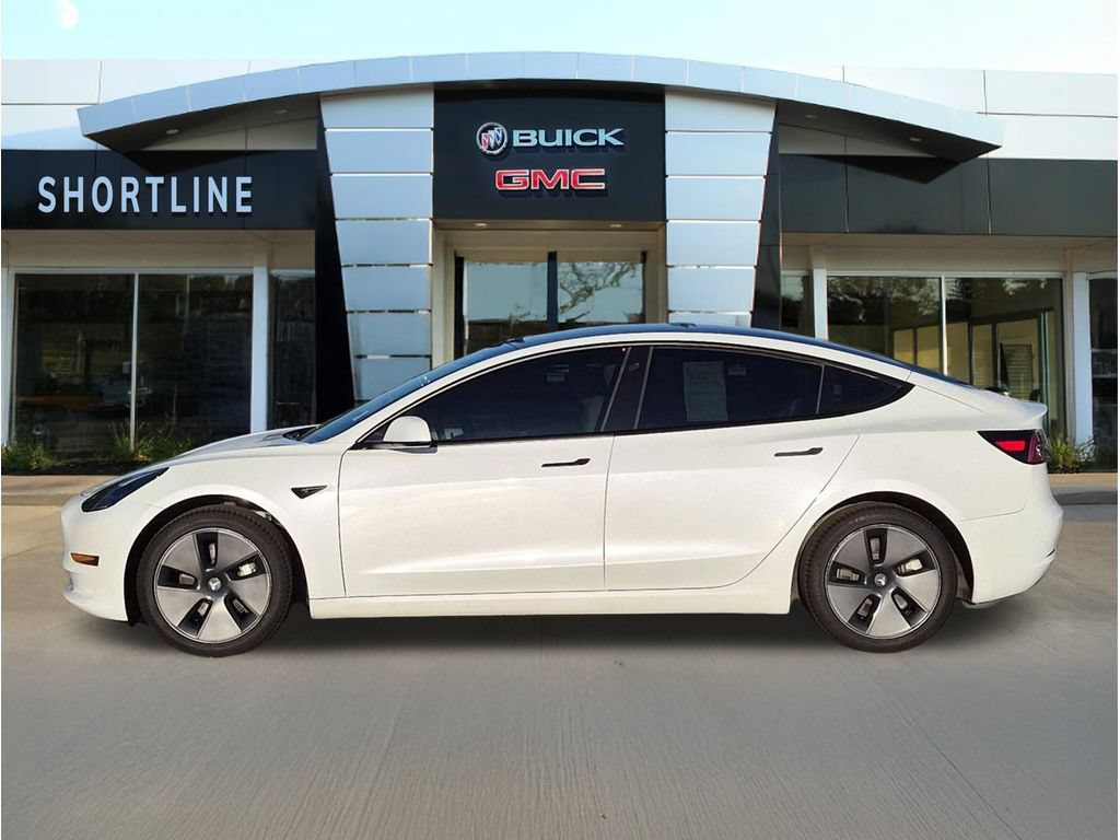 Used 2021 Tesla Model 3 Standard Range Plus RWD image 6