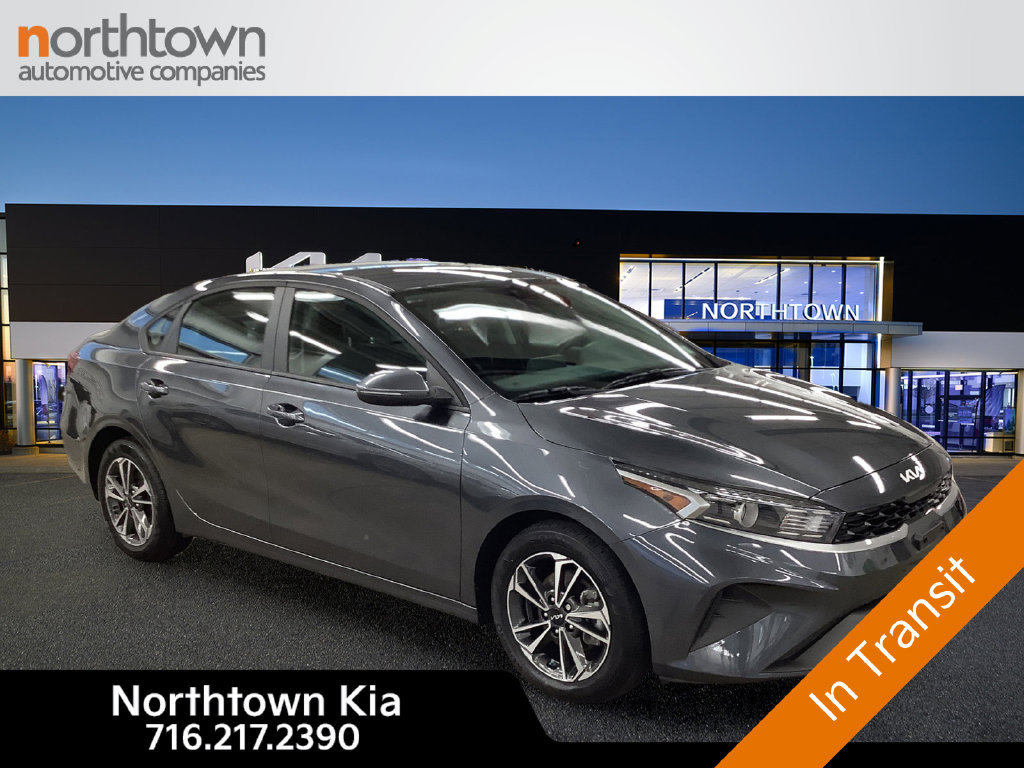 Used 2024 Kia Forte LXS w/ LXS Technology Package FWD image 8