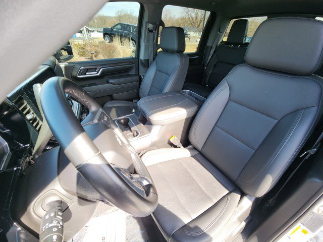 Used 2024 Chevrolet Silverado 3500 LTZ w/ LTZ Premium Package image 34