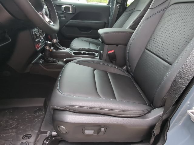 New 2026 Jeep Wrangler Unlimited Sport AWD/4WD image 10