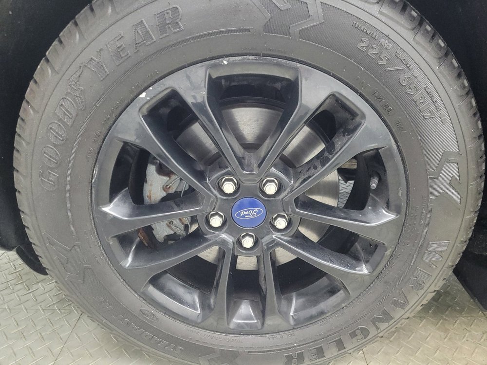 Used 2020 Ford Escape SE Sport FWD image 31