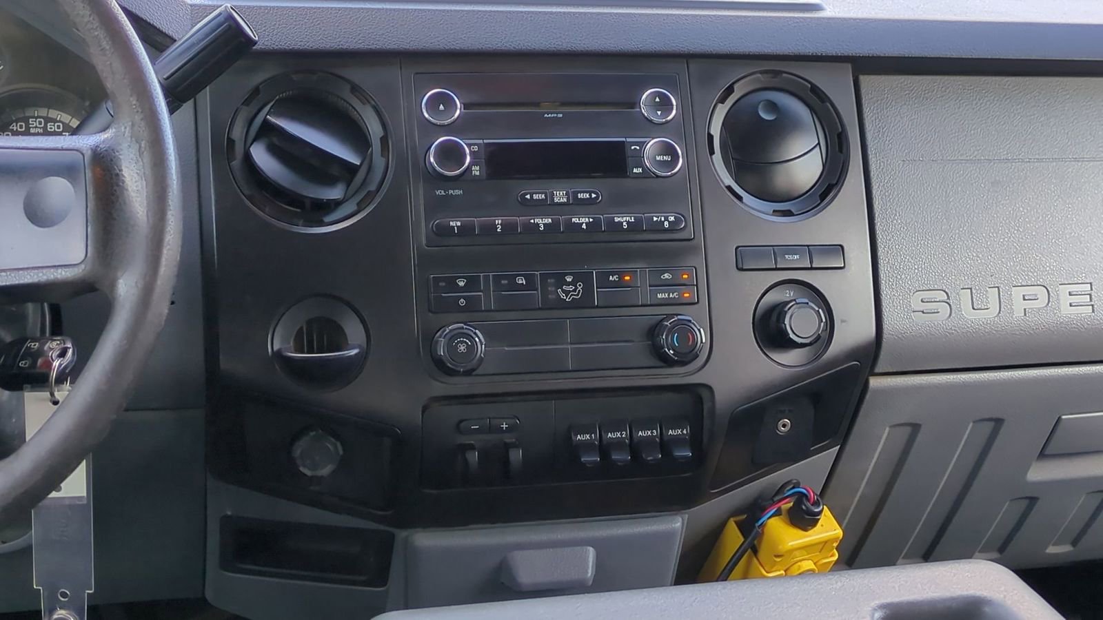 Used 2016 Ford F550 2WD Crew Cab Super Duty image 40