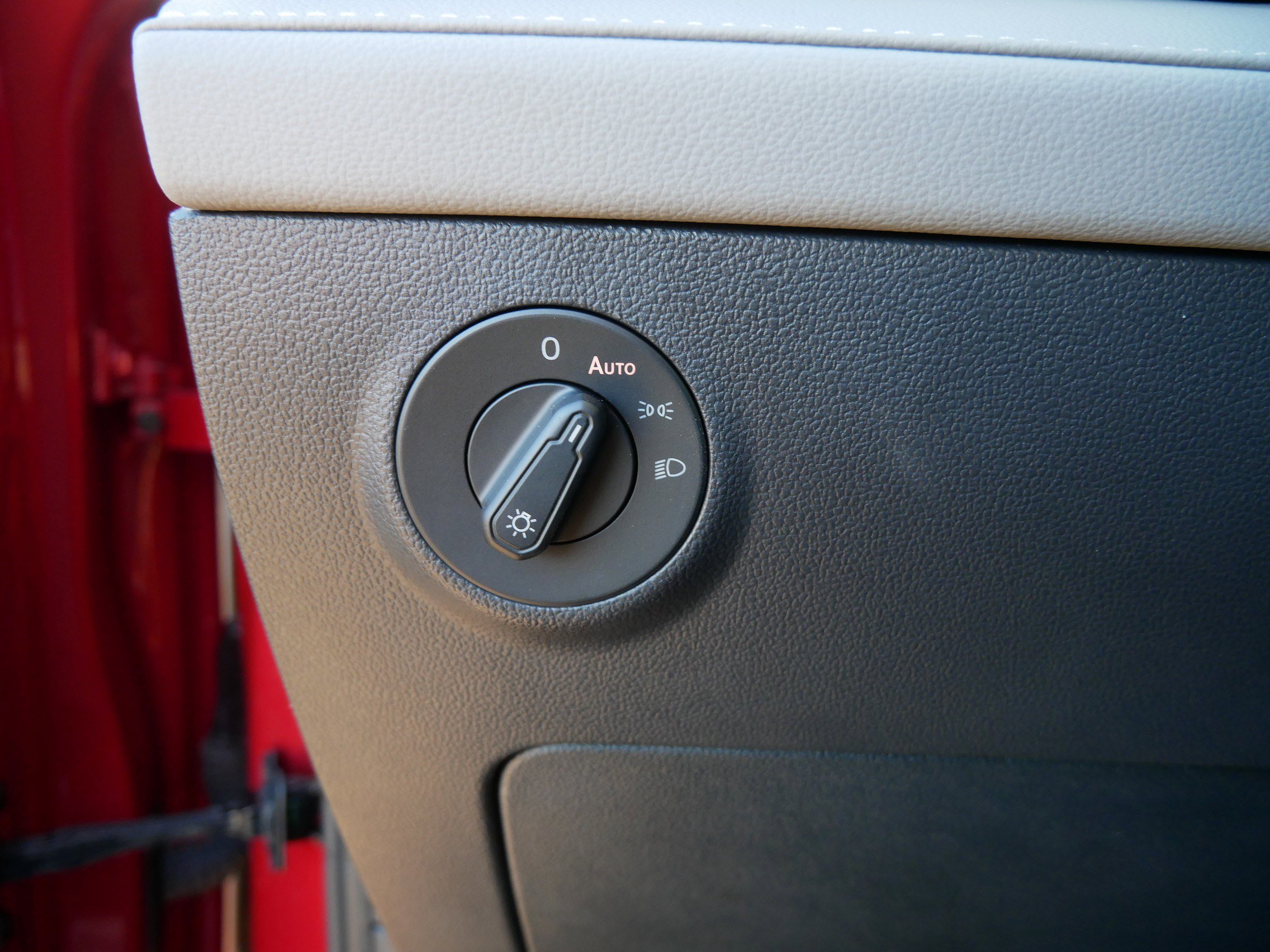 Used 2024 Volkswagen Taos SE image 26