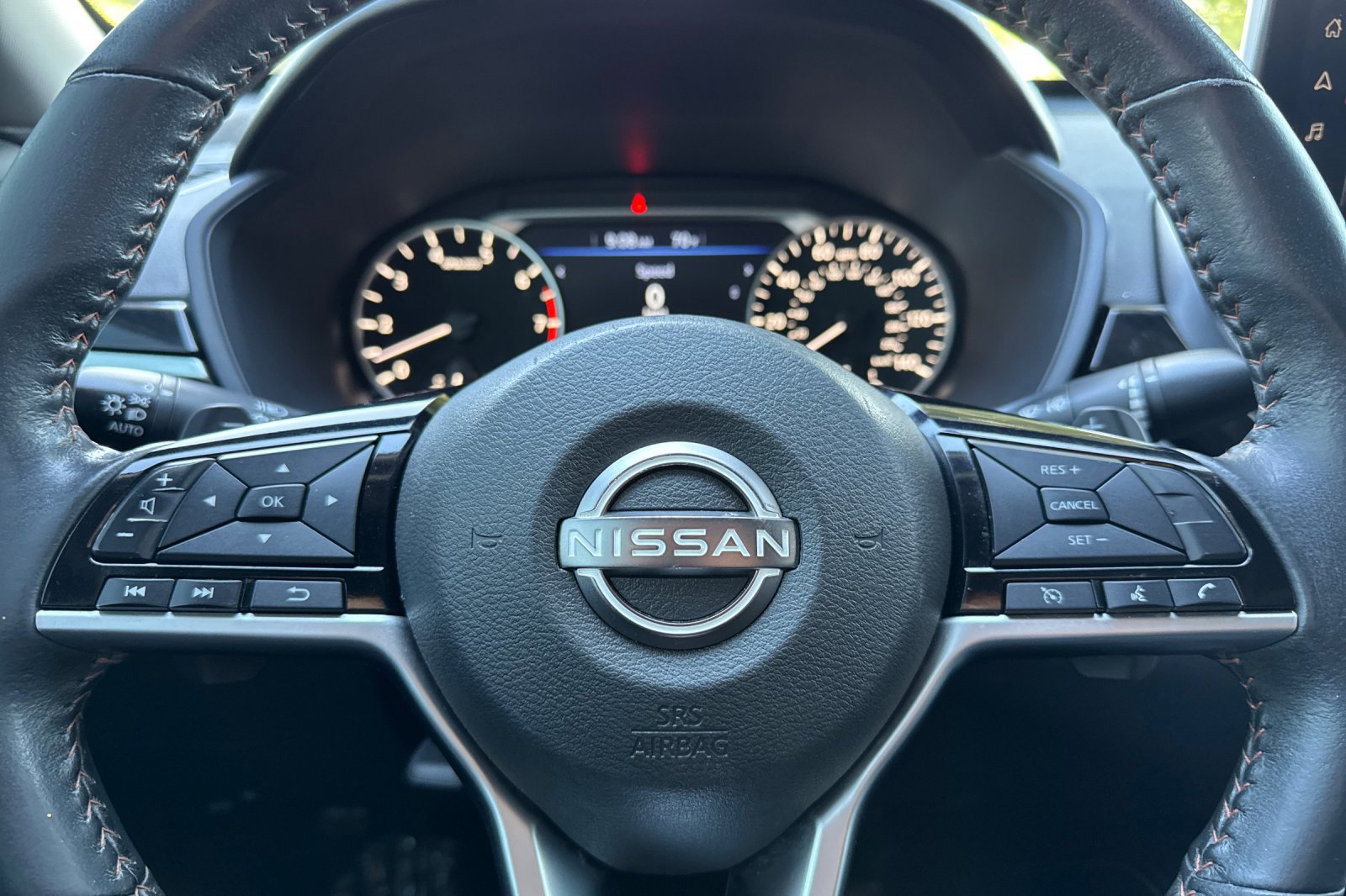 Used 2023 Nissan Altima 2.5 SR w/ SR Premium Package FWD image 23