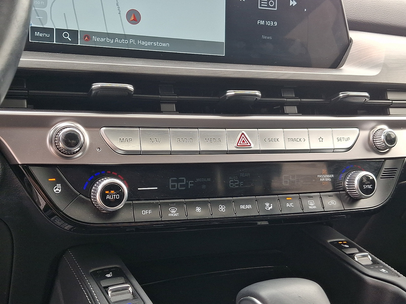 Certified 2024 Kia Telluride EX X-Line AWD/4WD image 17