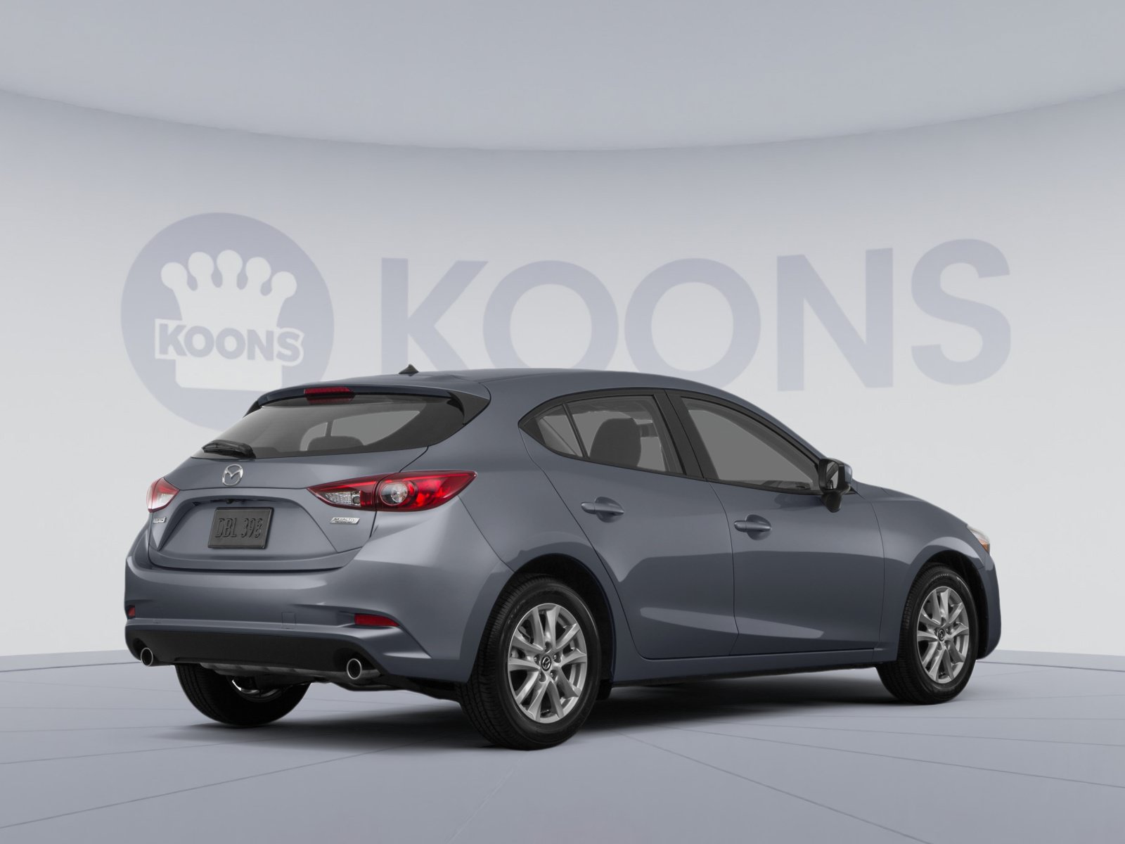 Used 2017 MAZDA MAZDA3 Sport w/ Preferred Equipment Package FWD image 4
