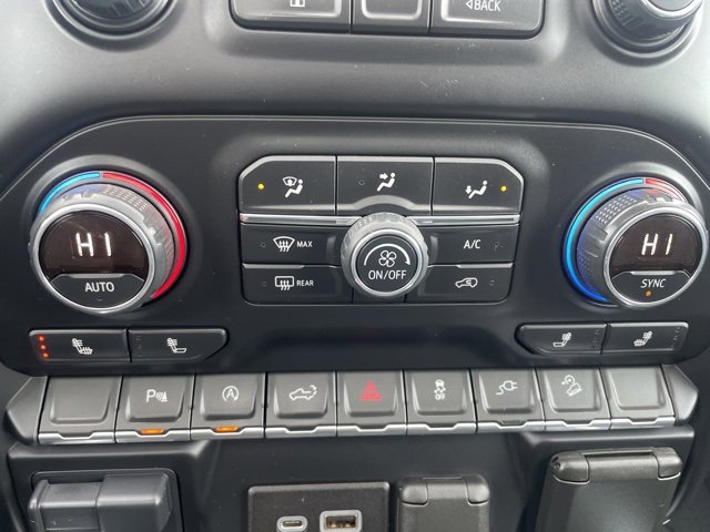 Used 2019 Chevrolet Silverado 1500 LT Trail Boss image 27