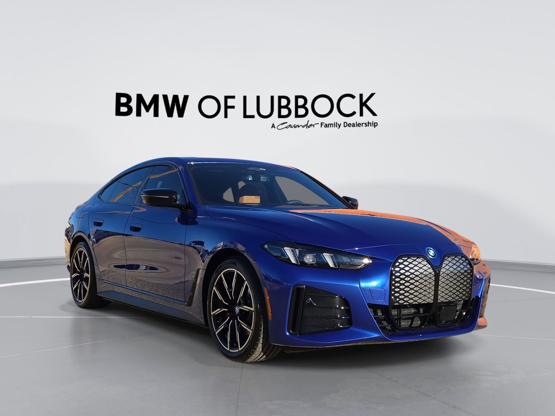 Used 2025 BMW i4 eDrive40 w/ M Sport Package RWD image 1