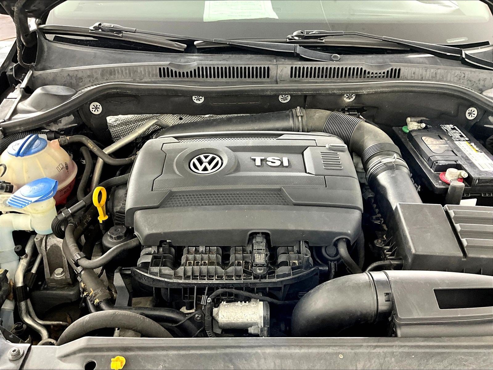 Used 2017 Volkswagen Jetta SEL FWD image 31
