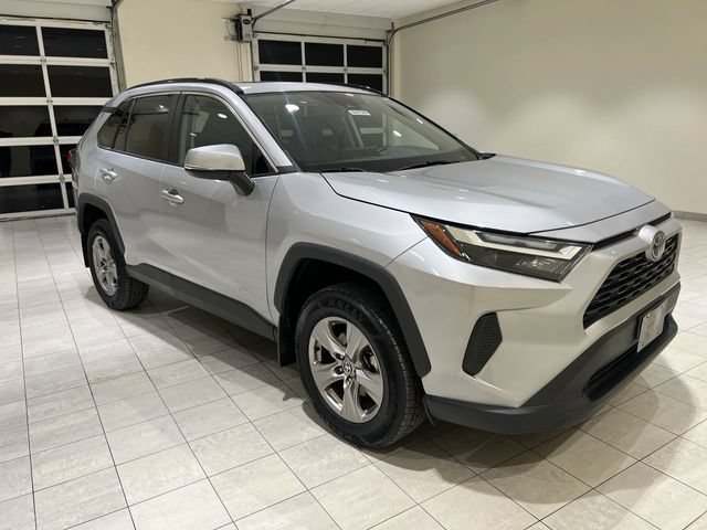 Used 2023 Toyota RAV4 XLE w/ Convenience Package FWD image 7