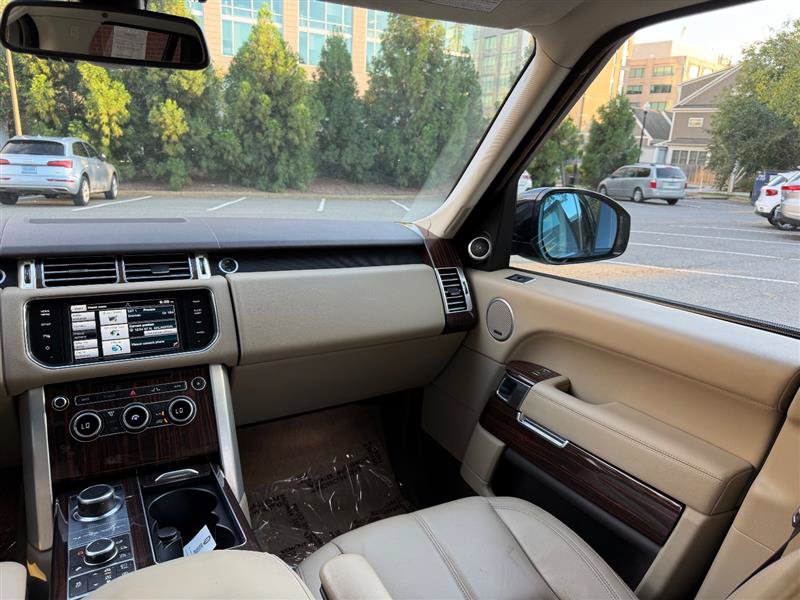 Used 2016 Land Rover Range Rover Sport HSE AWD/4WD image 30