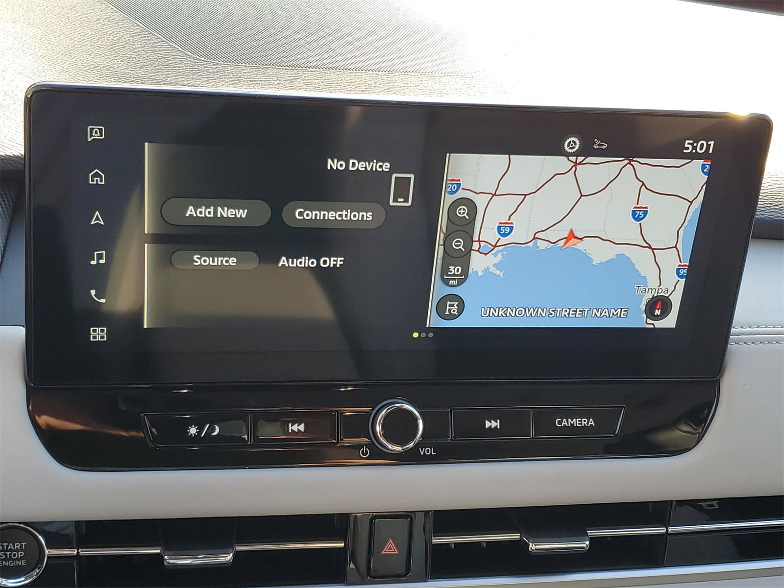 New 2025 Mitsubishi Outlander SE image 16