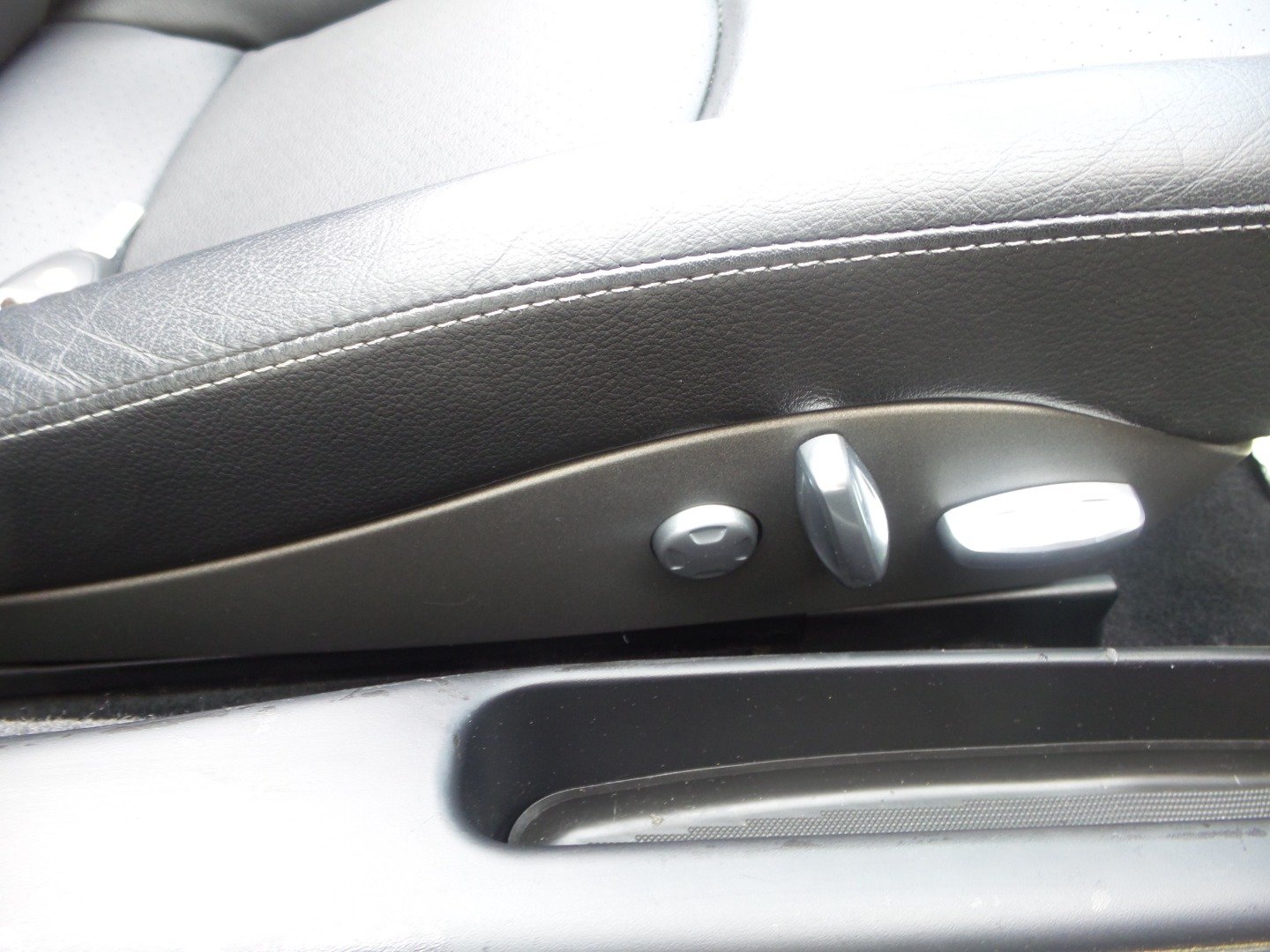 Used 2005 Porsche Boxster S RWD image 34