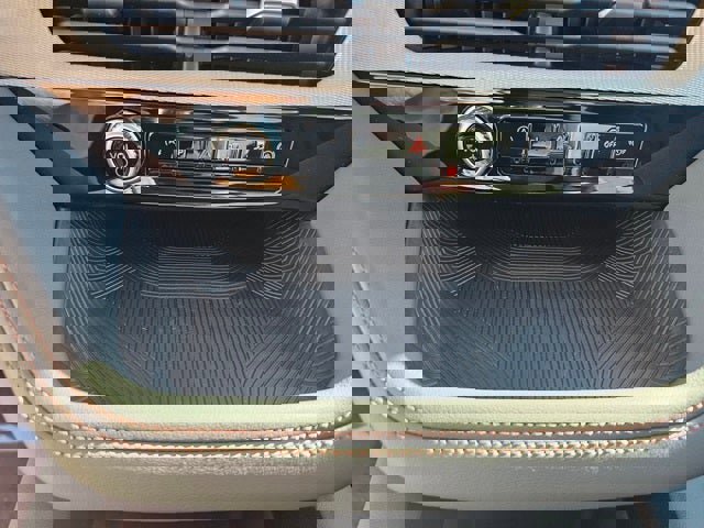 New 2026 Ford Explorer Active w/ Active Comfort Package image 28
