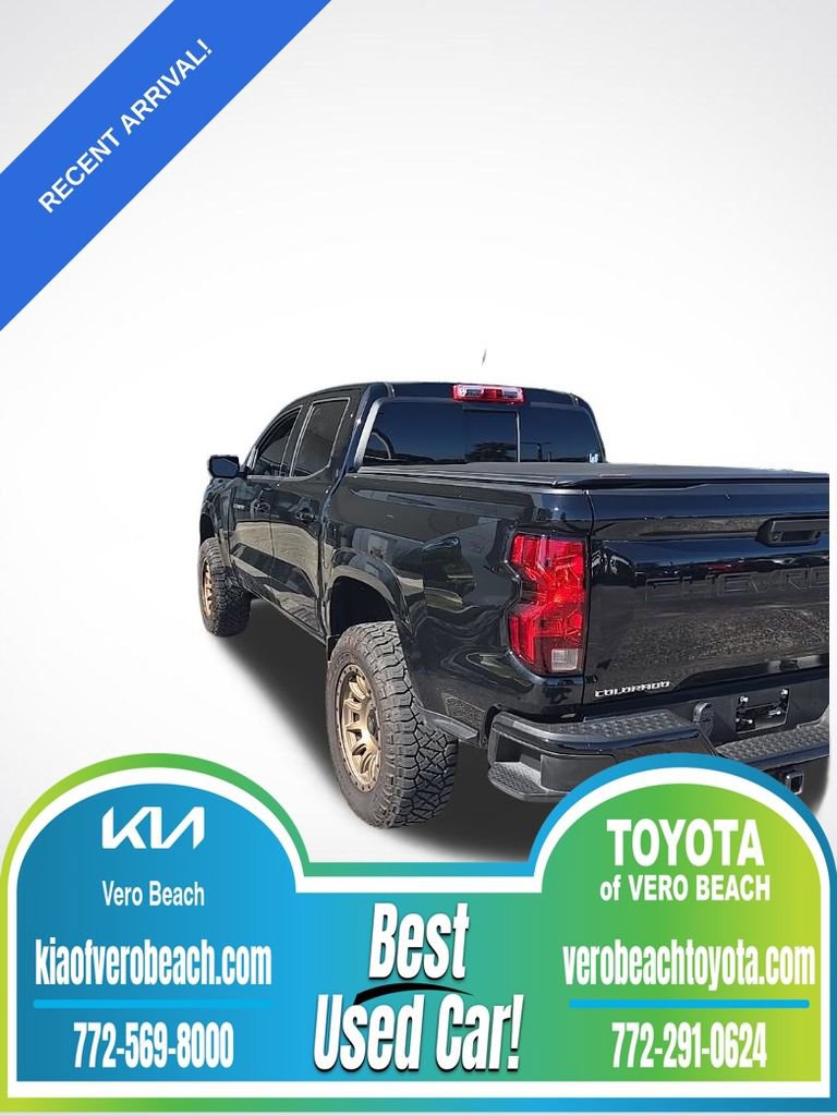 Used 2024 Chevrolet Colorado LT w/ LT Convenience Package image 1