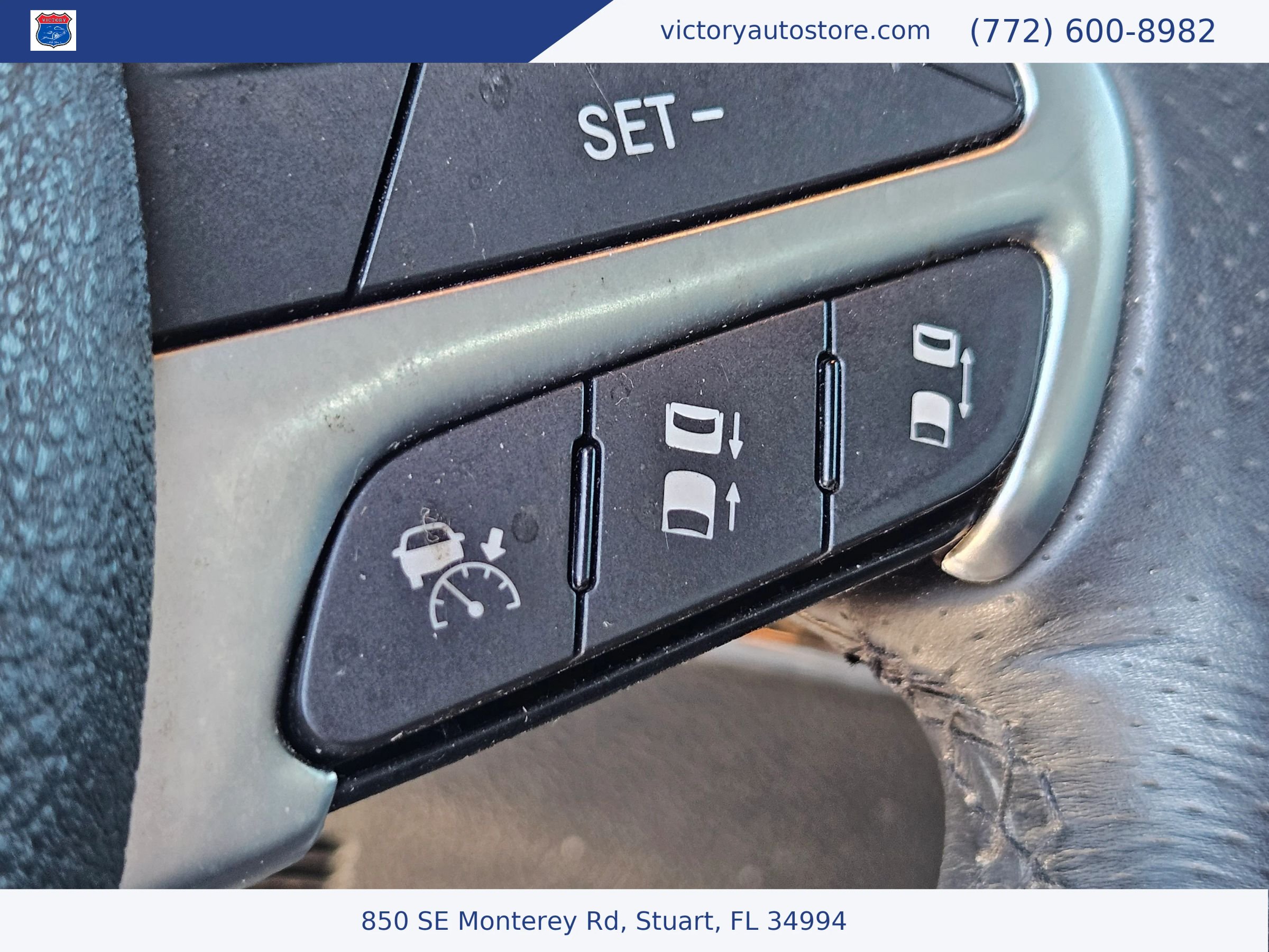 Used 2016 Jeep Grand Cherokee SRT AWD/4WD image 57