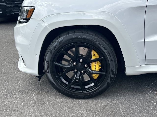 Used 2018 Jeep Grand Cherokee Trackhawk AWD/4WD image 14
