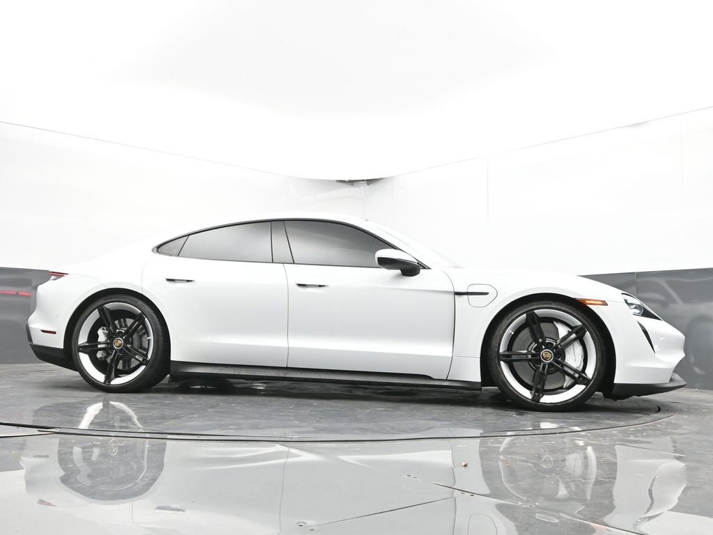 Used 2020 Porsche Taycan 4S image 53