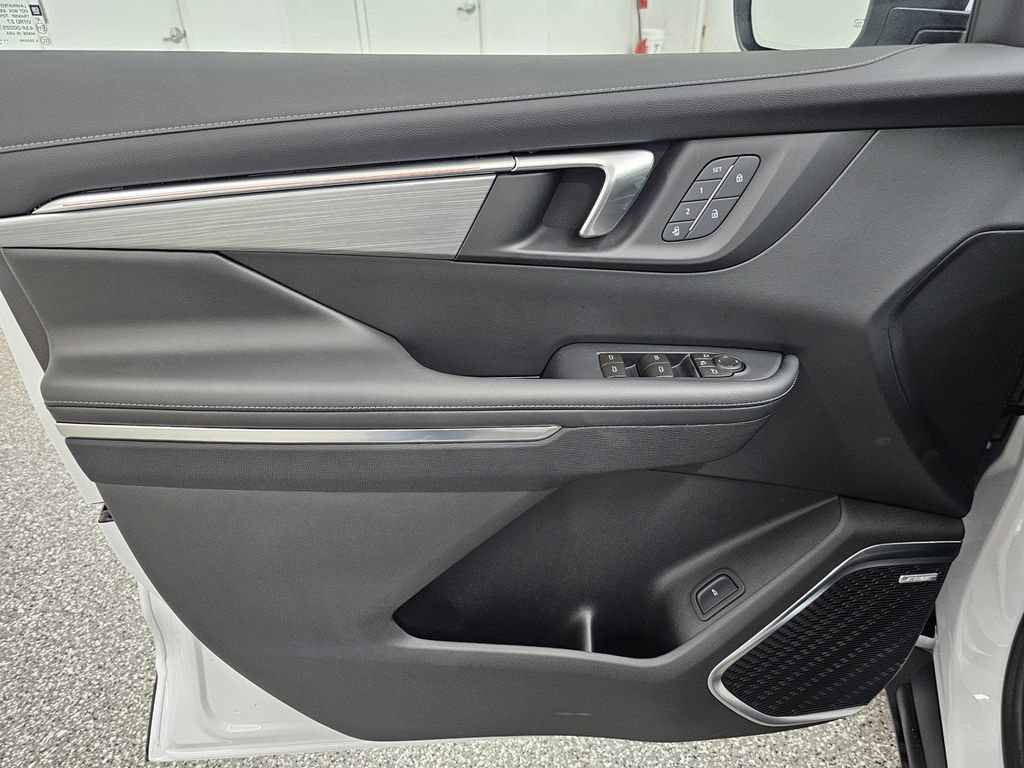New 2026 Buick Enclave Preferred w/ Power Package AWD/4WD image 13