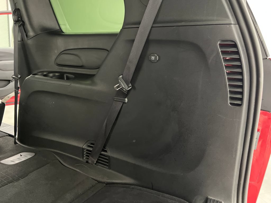 Used 2025 Chrysler Pacifica Select FWD image 51