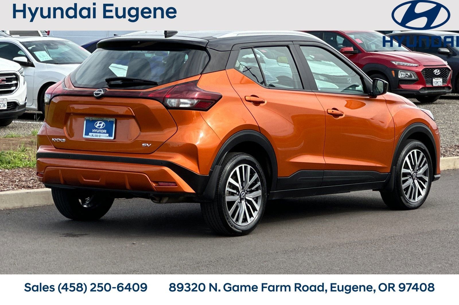 Used 2023 Nissan Kicks SV FWD image 3