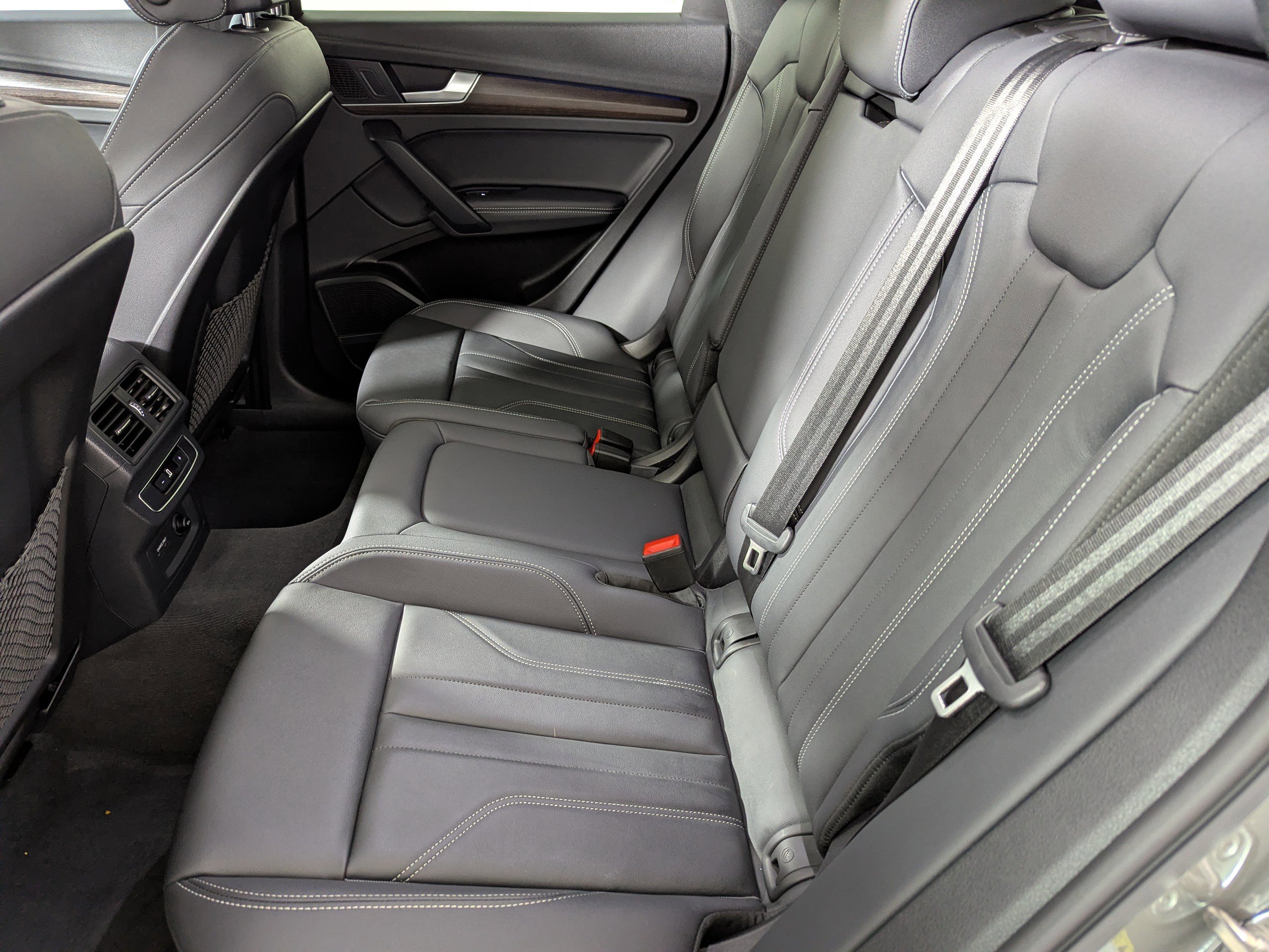 Certified 2025 Audi Q5 2.0T Premium Plus w/ Premium Plus Package image 34