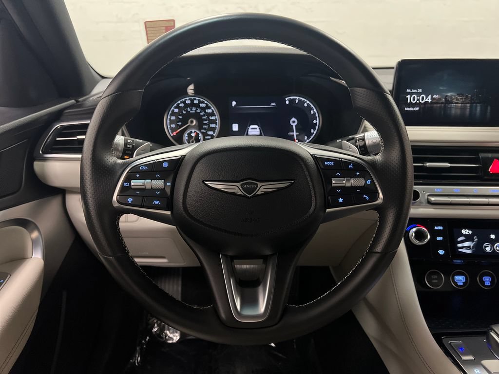 Used 2024 Genesis G70 2.5T RWD image 14