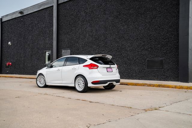 Used 2016 Ford Focus ST image 44