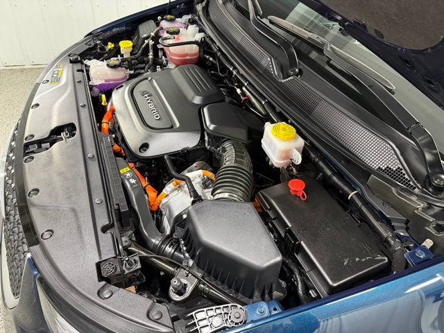 Used 2023 Chrysler Pacifica Pinnacle image 32