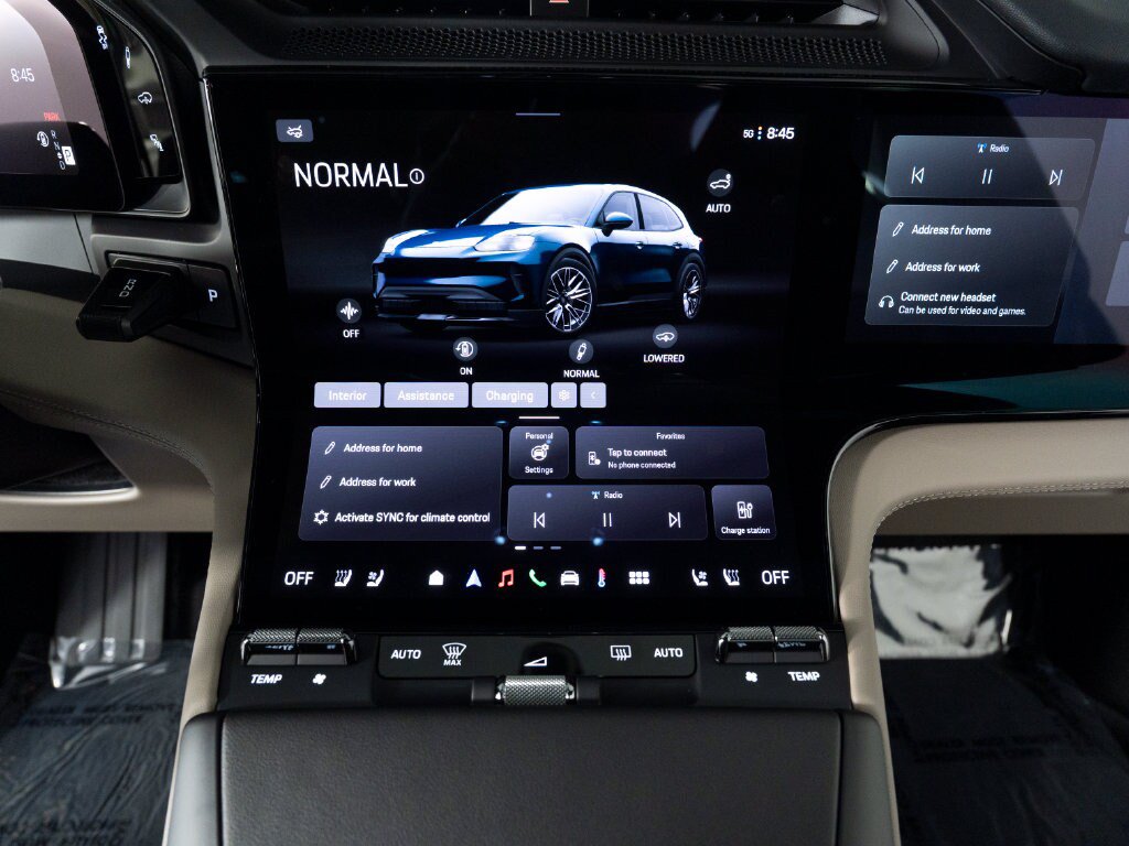 New 2026 Porsche Cayenne S AWD/4WD image 25