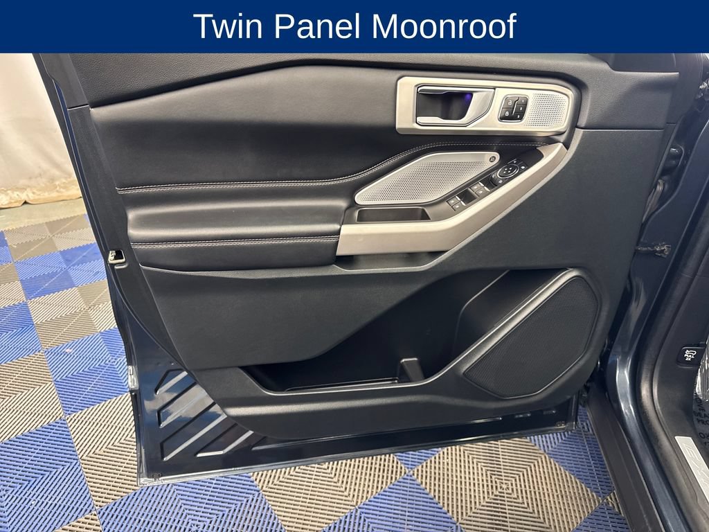 Used 2023 Ford Explorer Limited w/ Limited Technology Package AWD/4WD image 11