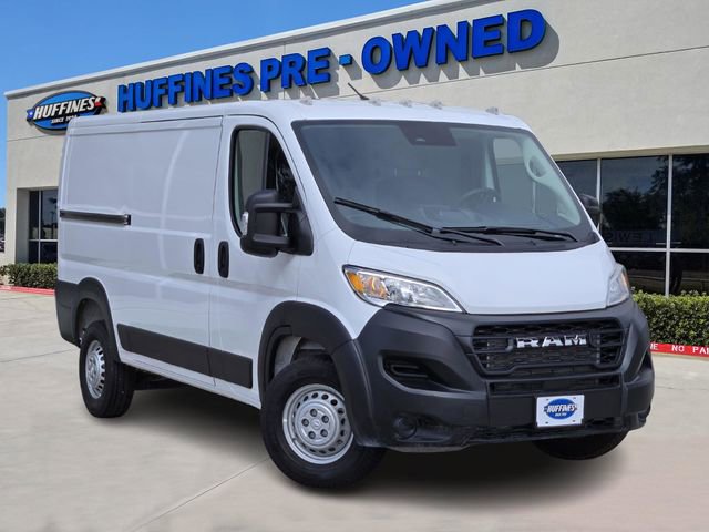 Used 2025 RAM ProMaster 2500 w/ Storage Group