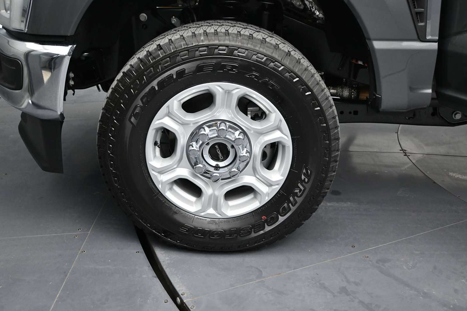 New 2026 Ford F350 XLT AWD/4WD image 11