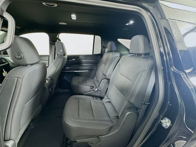 New 2026 Chevrolet Traverse LT w/ LPO, Floor Liner Package image 23