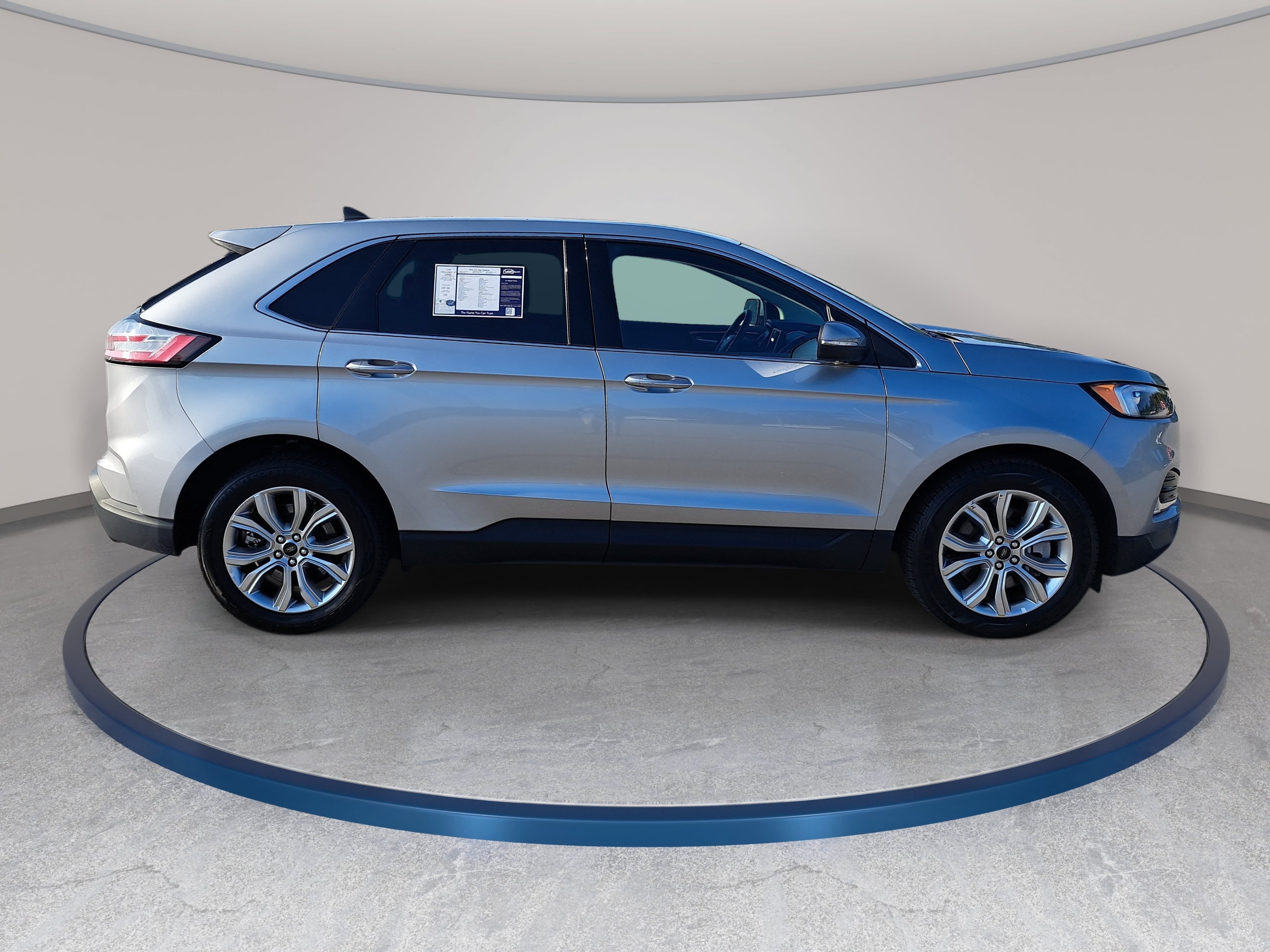Used 2024 Ford Edge Titanium AWD/4WD image 4