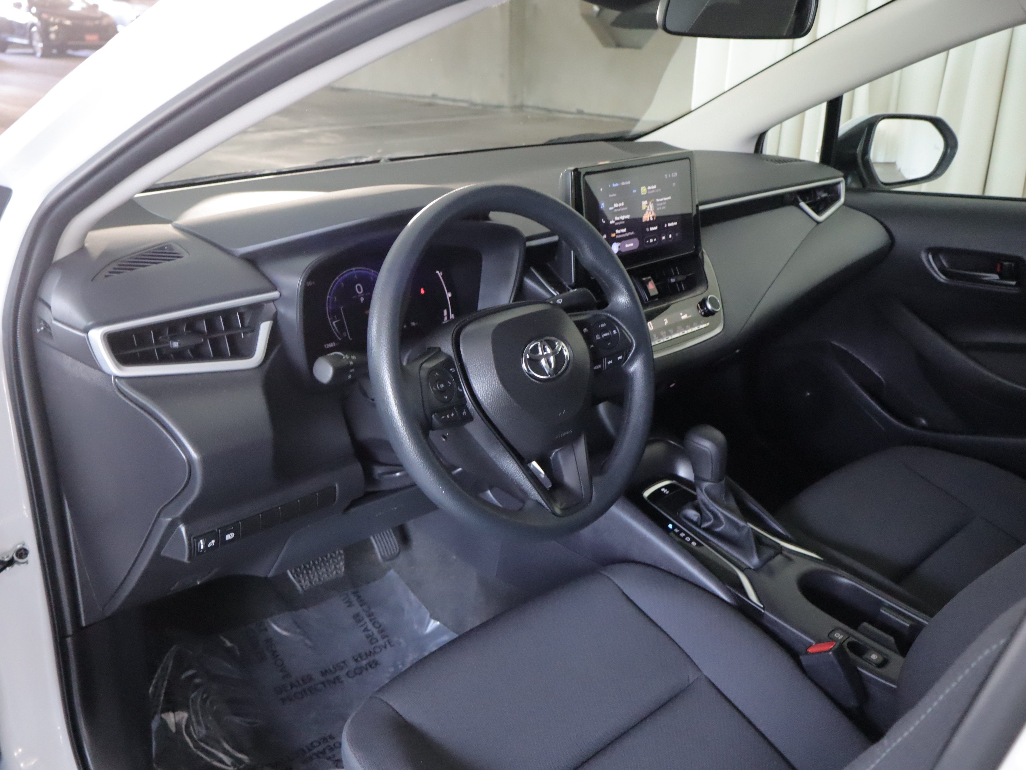 Used 2026 Toyota Corolla LE FWD image 9