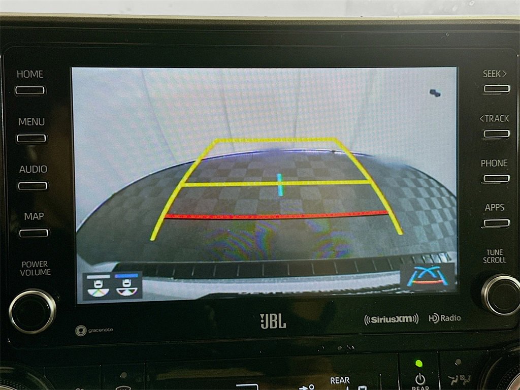 Used 2022 Toyota Highlander Limited image 14