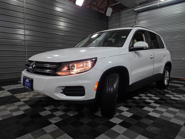 Used 2017 Volkswagen Tiguan S image 37