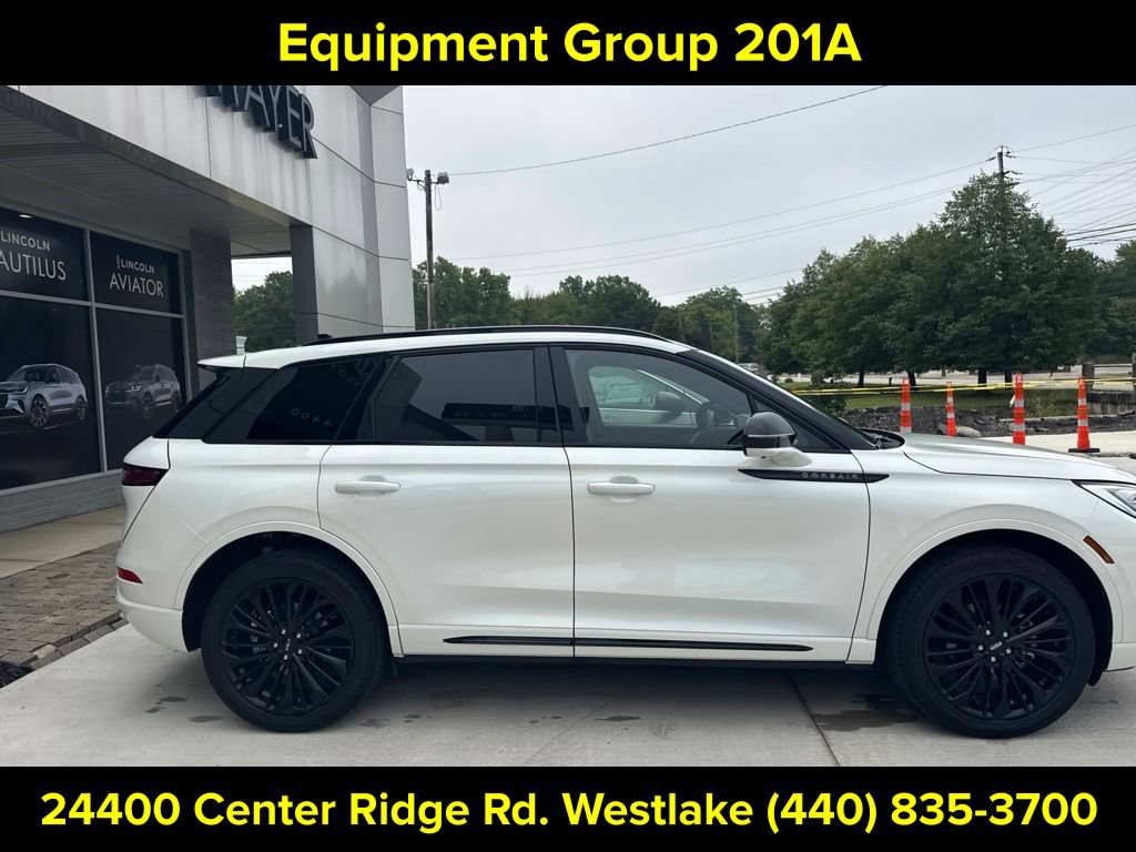Used 2024 Lincoln Corsair Reserve w/ Equipment Group 201A AWD/4WD image 12