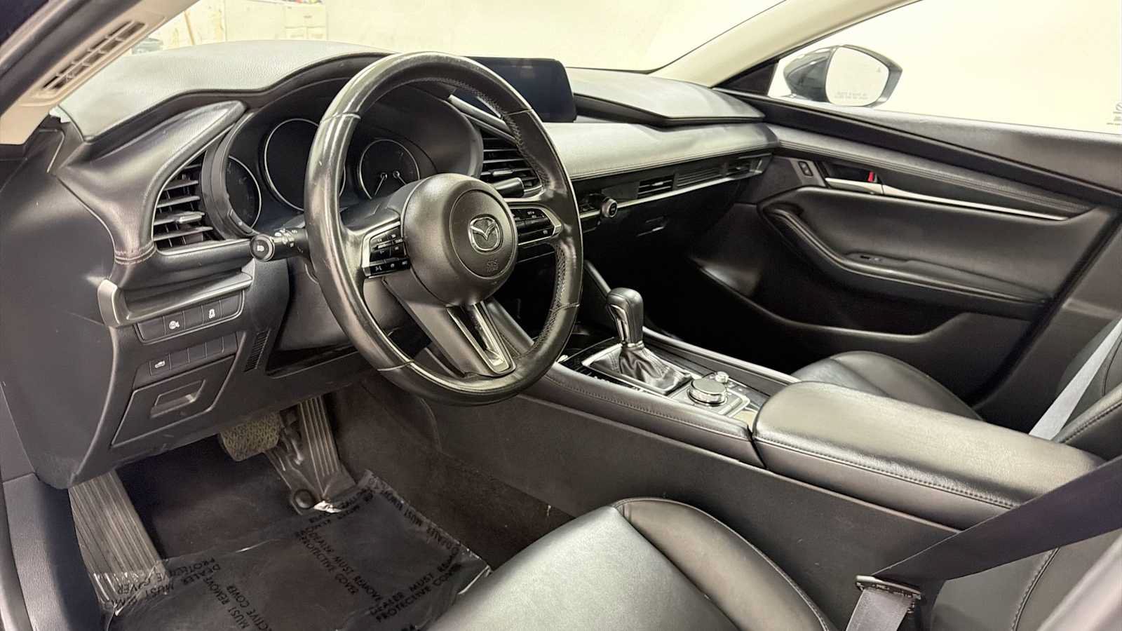 Used 2024 MAZDA MAZDA3 s FWD image 12
