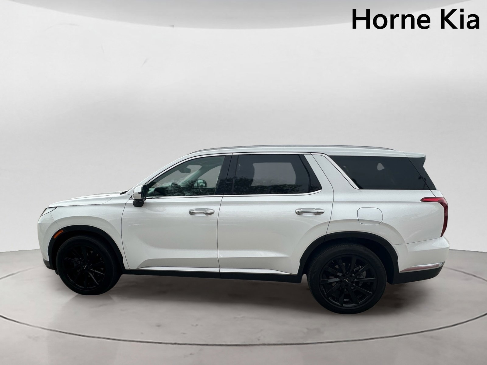 Used 2023 Hyundai Palisade Limited FWD image 6