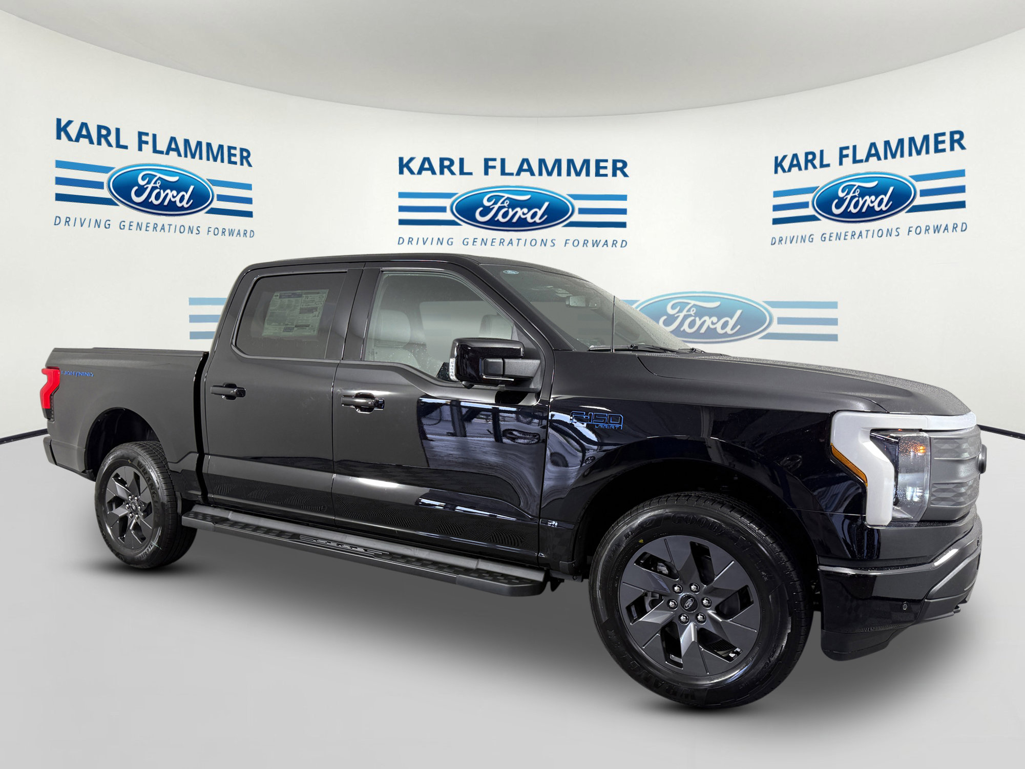 New 2025 Ford F150 Lightning Lariat